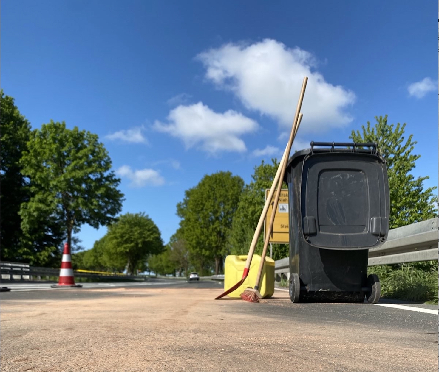 Einsatzfoto Läuft Motoröl aus LKW aus